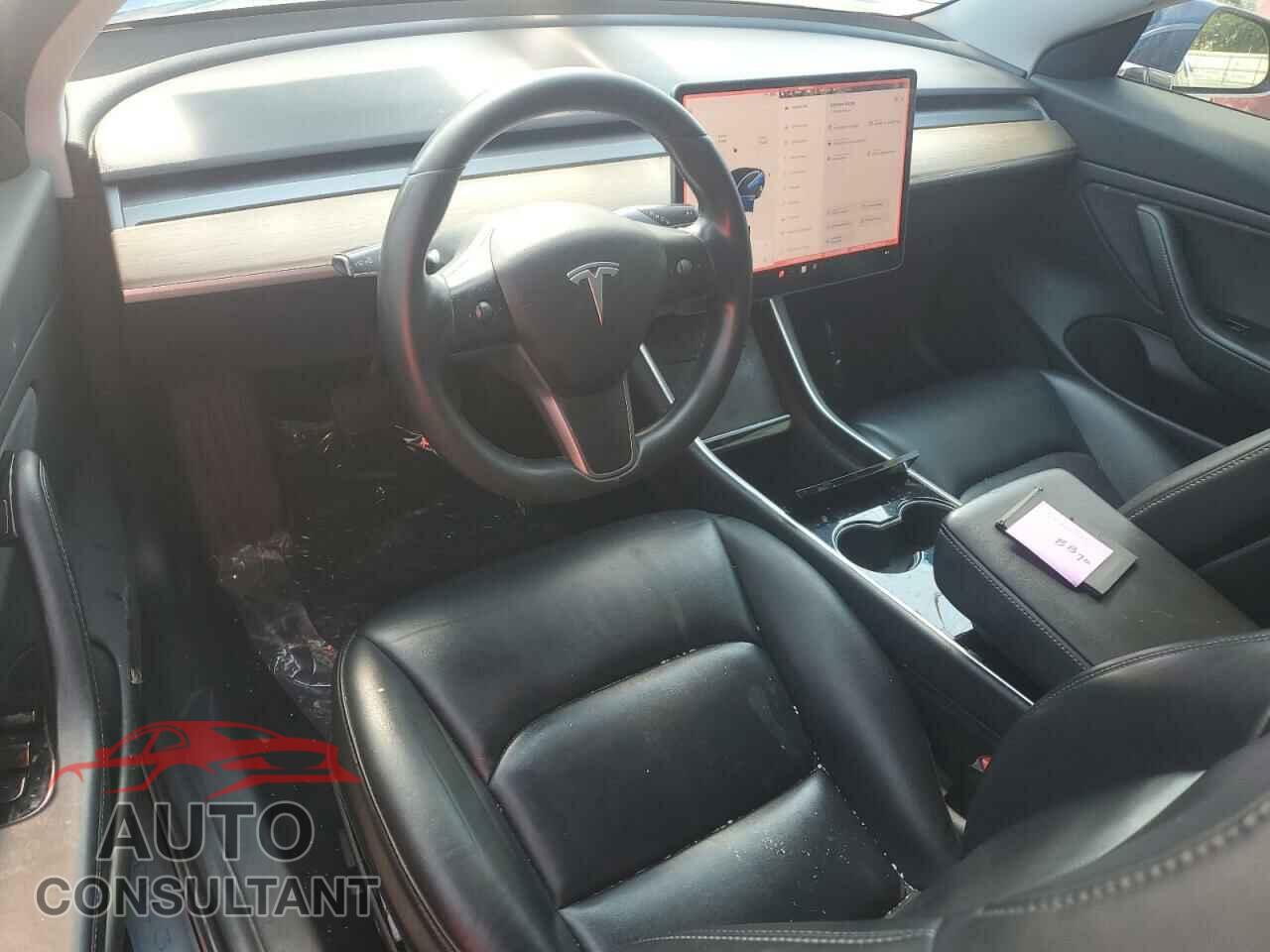 TESLA MODEL 3 2019 - 5YJ3E1EB7KF211053
