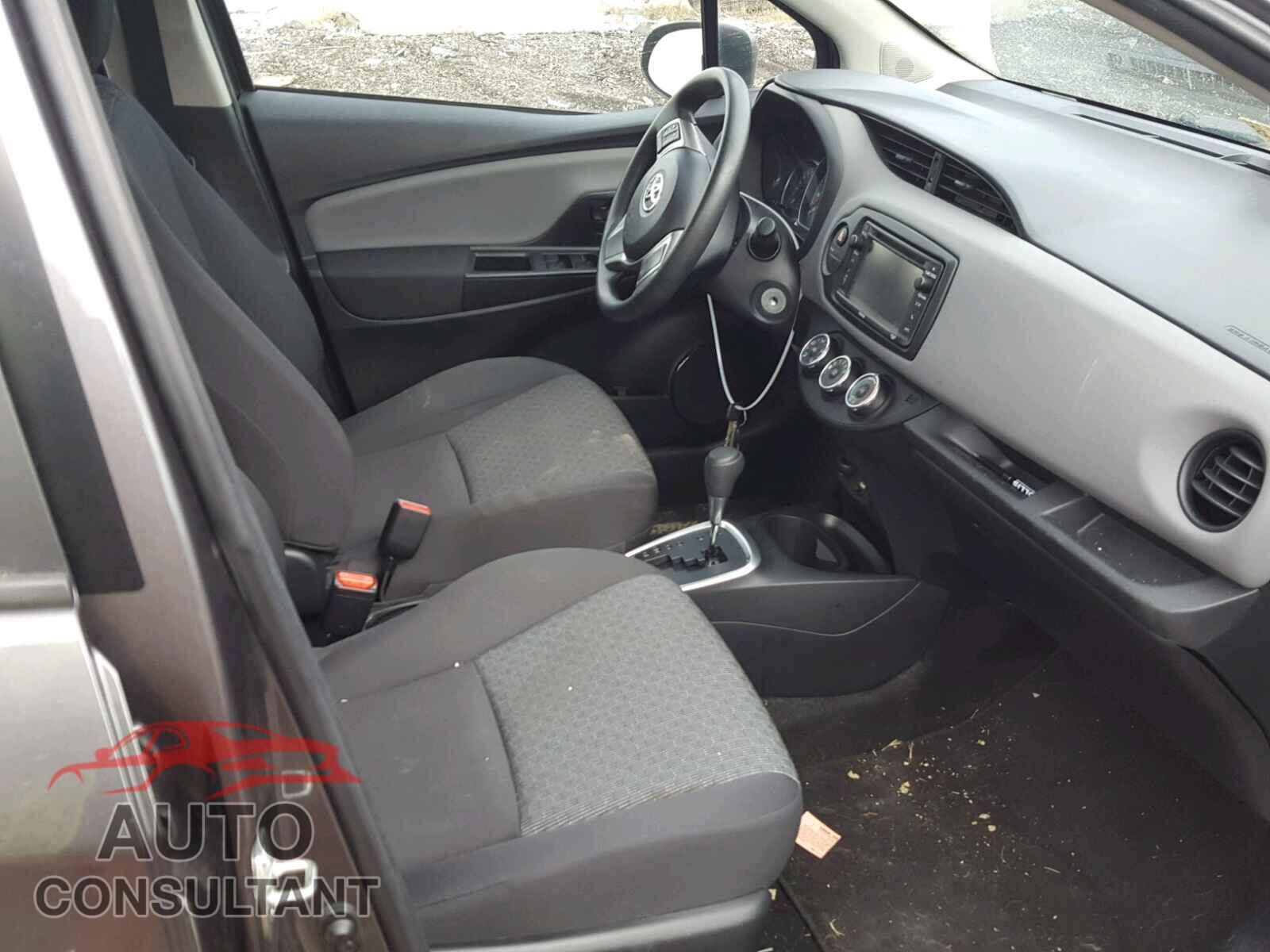 TOYOTA YARIS 2017 - VNKKTUD34HA083473