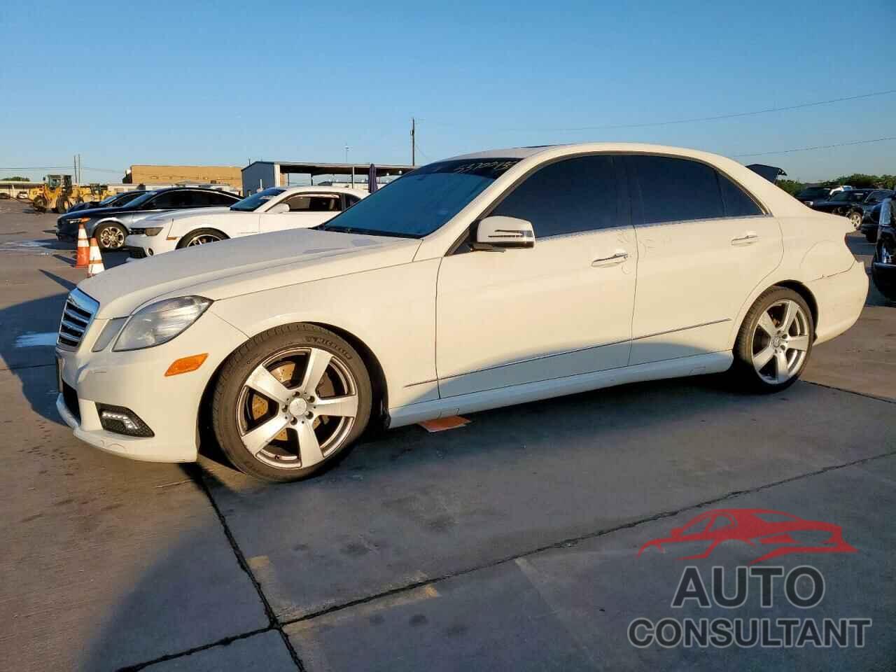 MERCEDES-BENZ E-CLASS 2011 - WDDHF5GB1BA415594