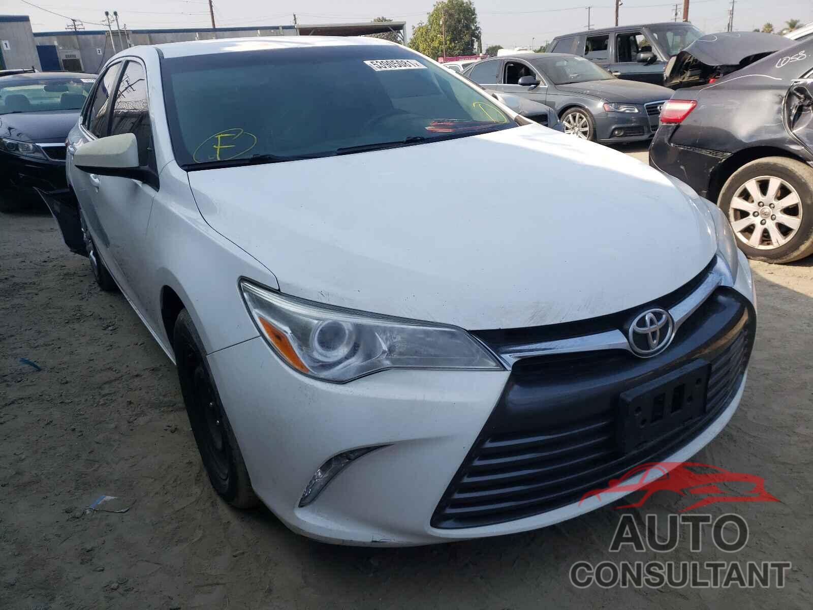 TOYOTA CAMRY 2016 - 4T4BF1FK4GR547900