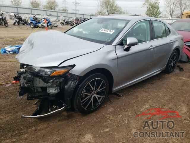 TOYOTA CAMRY 2021 - 4T1G11AKXMU413670