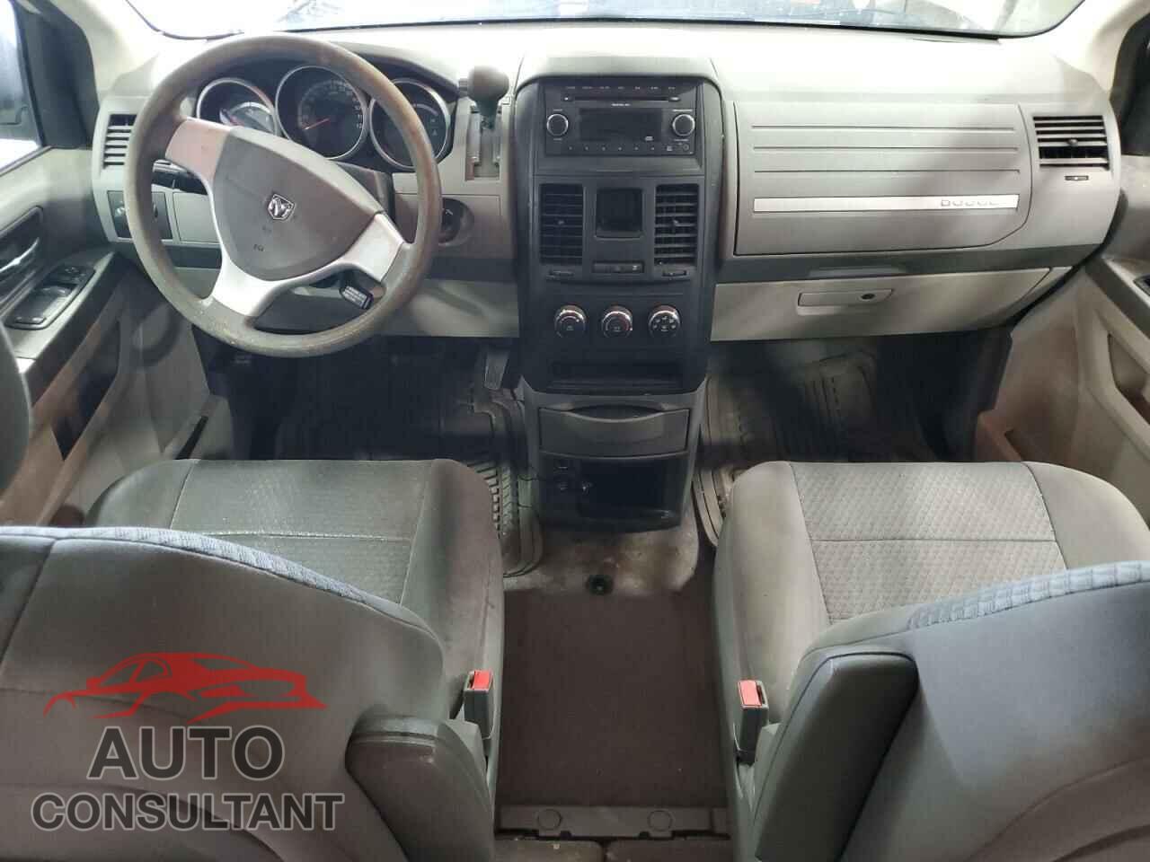 DODGE CARAVAN 2010 - 2D4RN4DE1AR443452