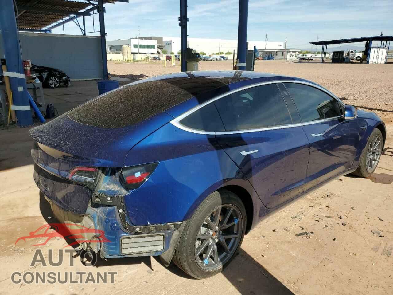 TESLA MODEL 3 2018 - 5YJ3E1EA0JF044752