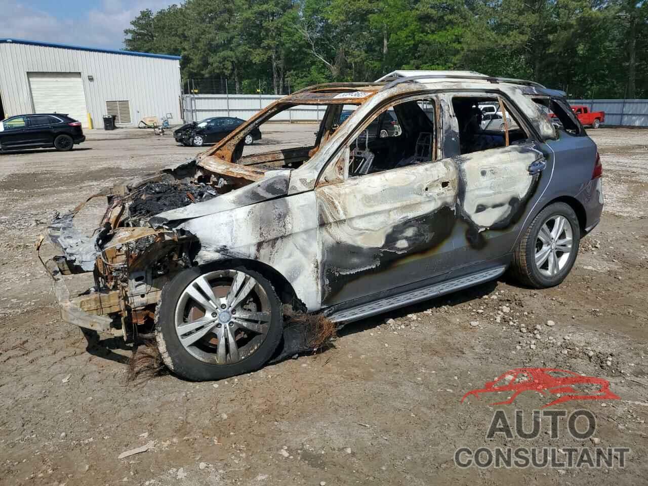 MERCEDES-BENZ M-CLASS 2014 - 4JGDA5HB8EA351513