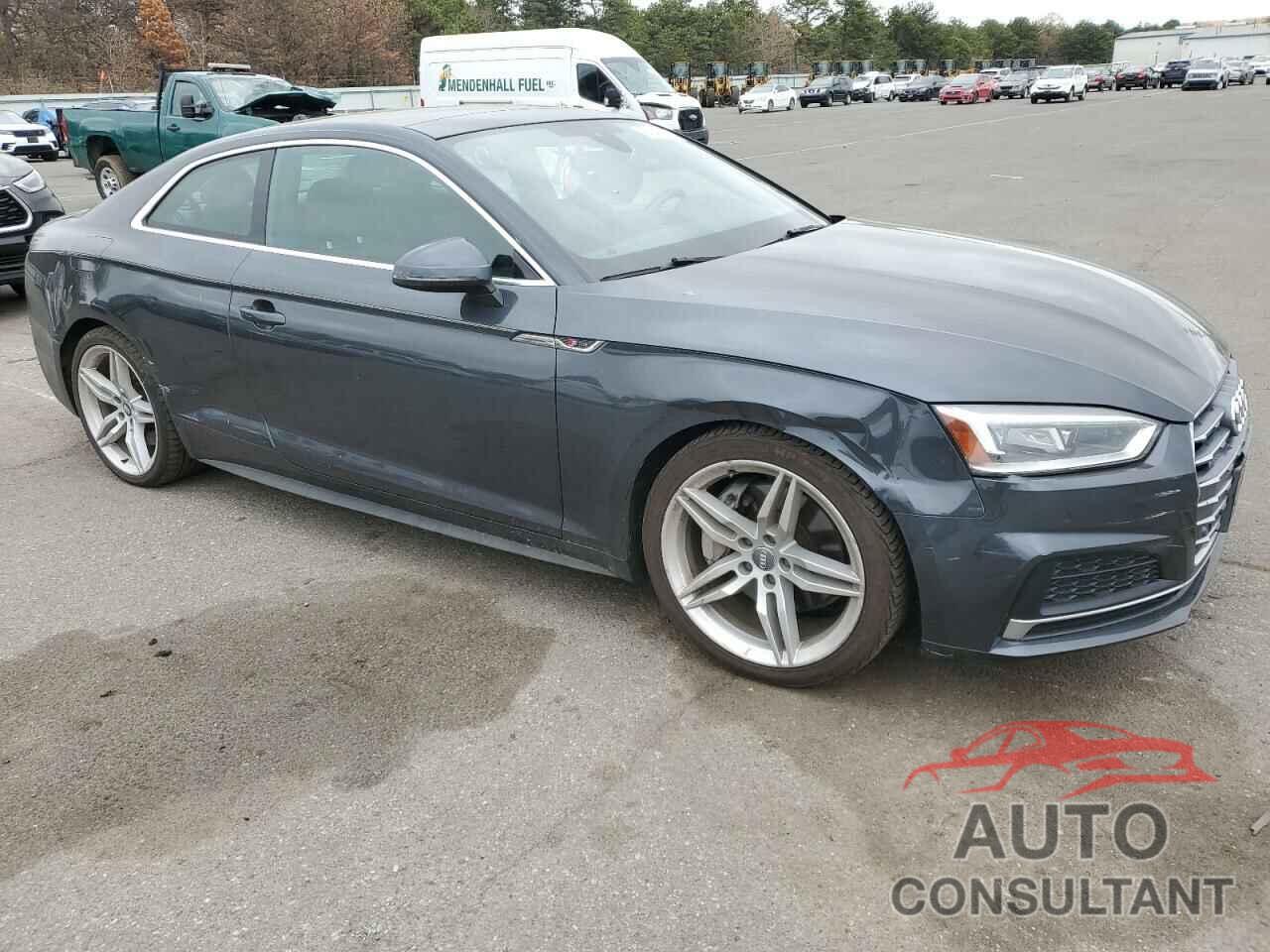 AUDI A5 2018 - WAUTNAF57JA064665