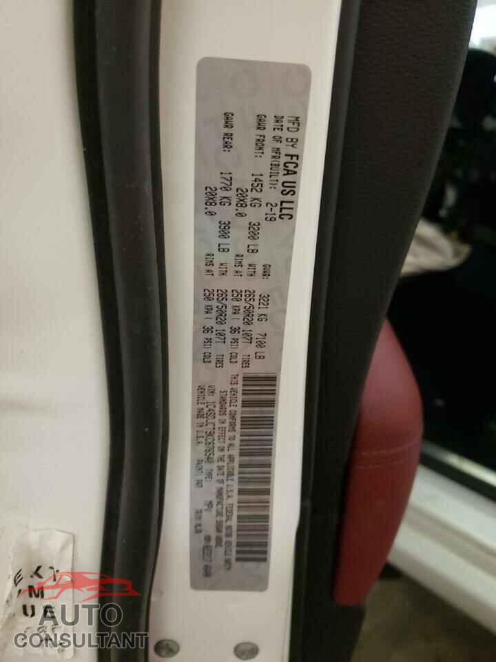 DODGE DURANGO 2019 - 1C4SDJCT9KC676540