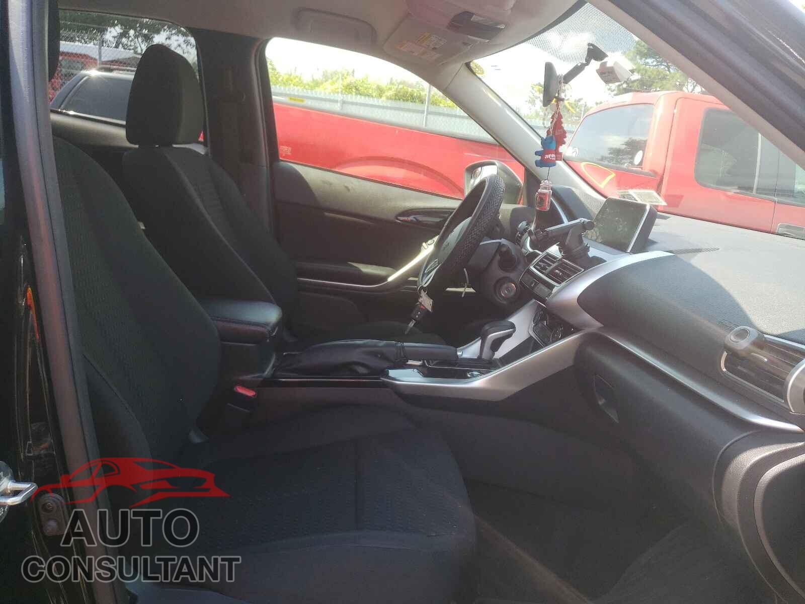 MITSUBISHI ECLIPSE 2019 - JA4AT4AAXKZ001563