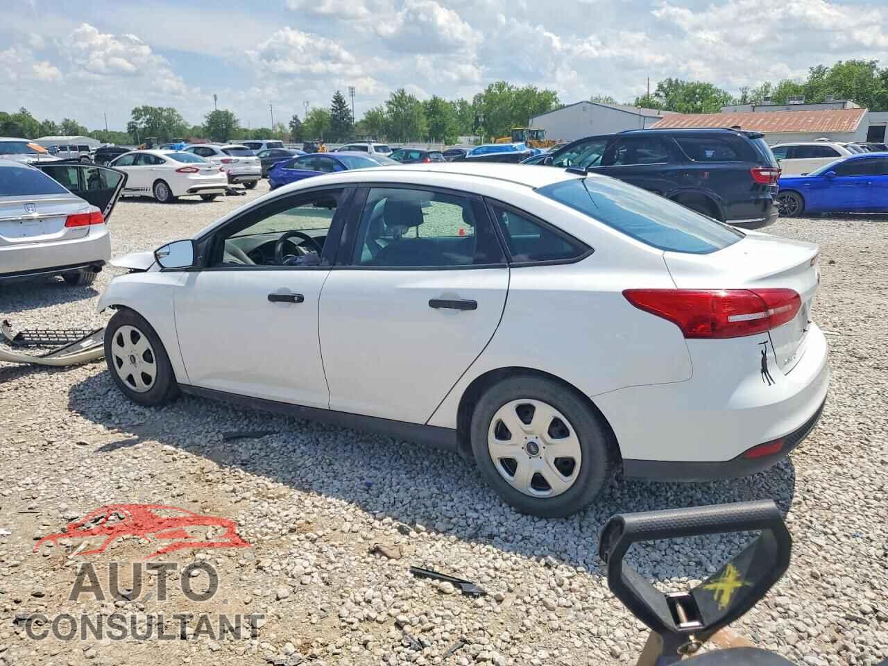FORD FOCUS 2017 - 1FADP3E26HL340391