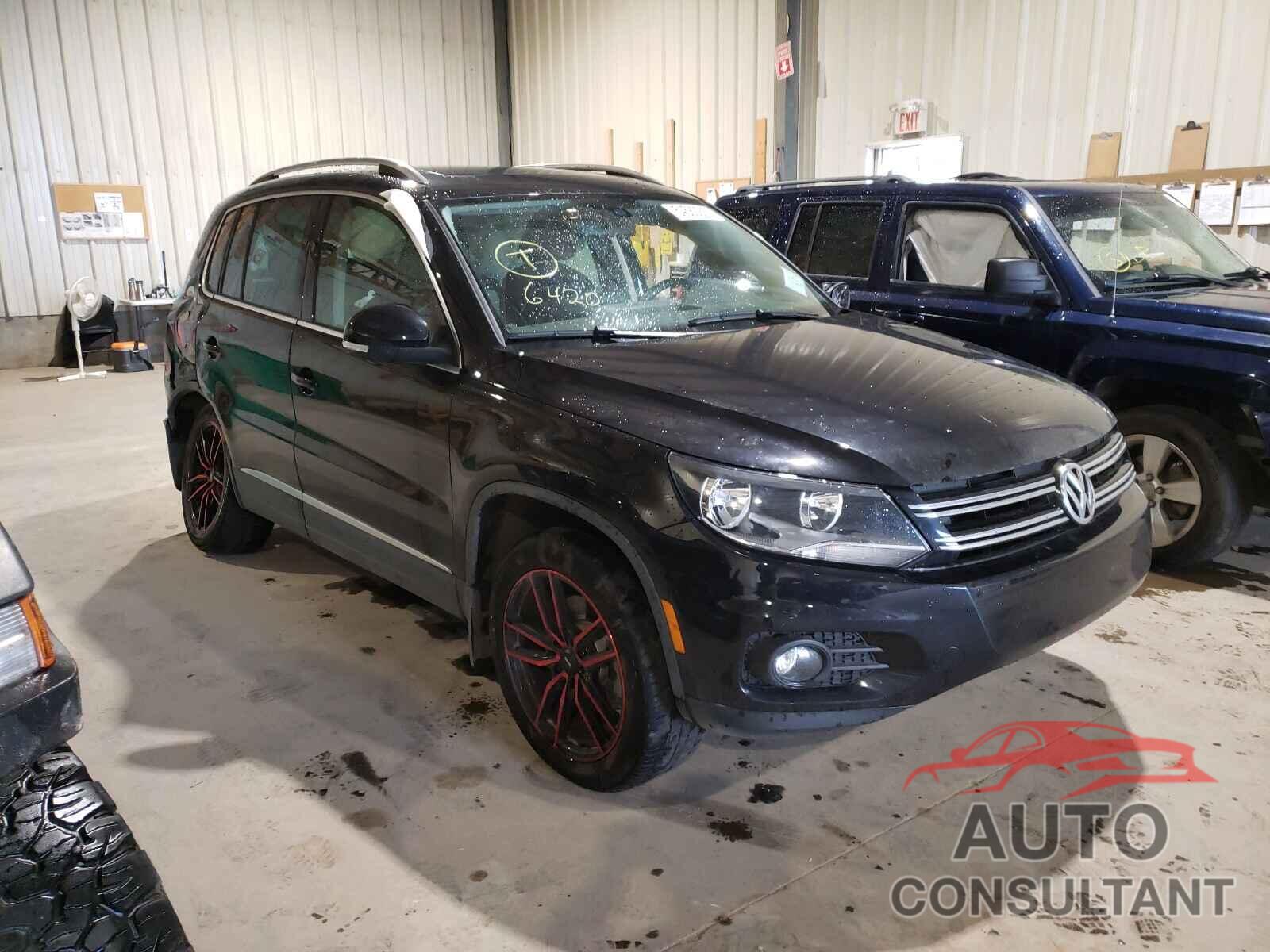 VOLKSWAGEN TIGUAN 2016 - WVGJV7AX1GW503307