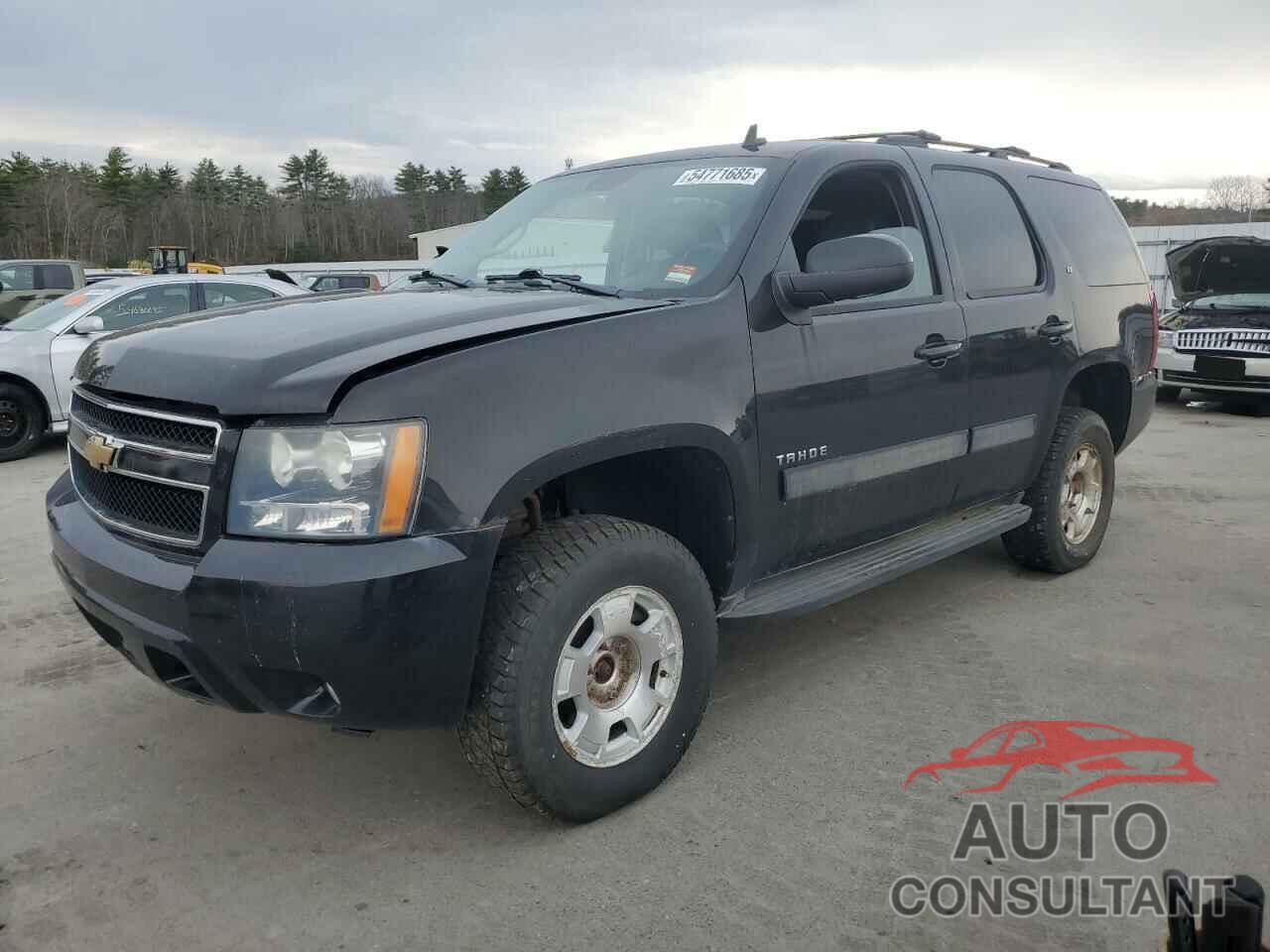 CHEVROLET TAHOE 2011 - 1GNSKBE05BR258317