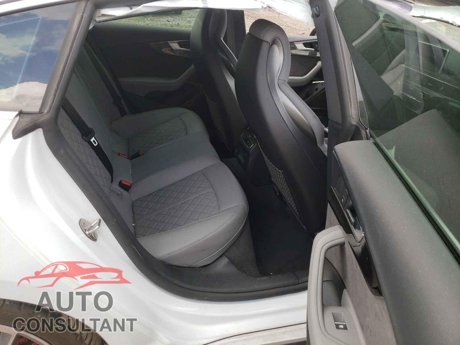 AUDI S5/RS5 2018 - WAUC4CF55JA136087