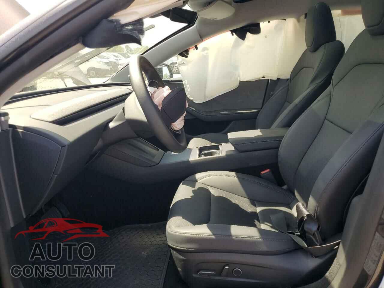 TESLA MODEL 3 2024 - 5YJ3E1EA2RF864875