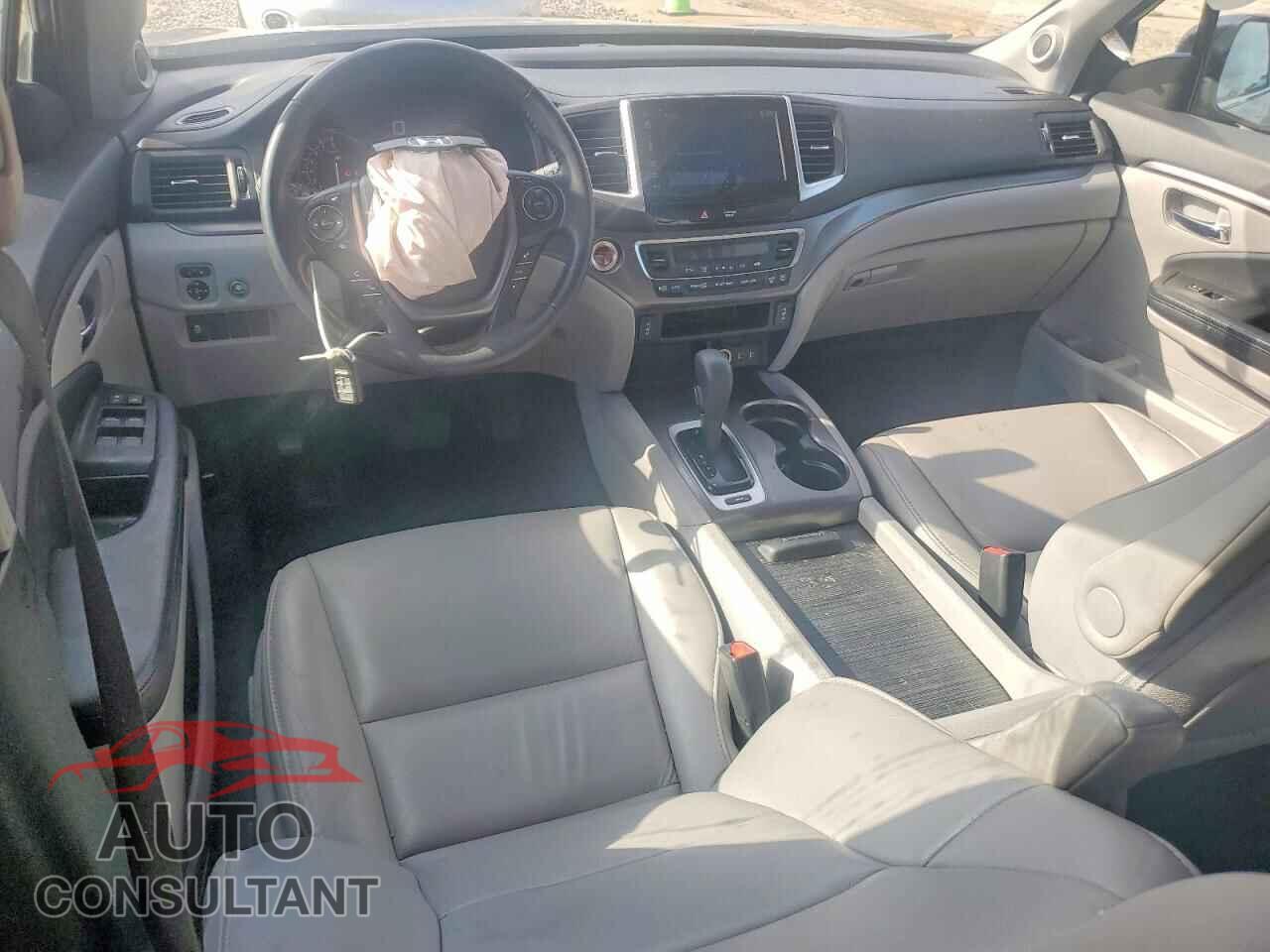 HONDA PILOT 2017 - 5FNYF5H53HB042089