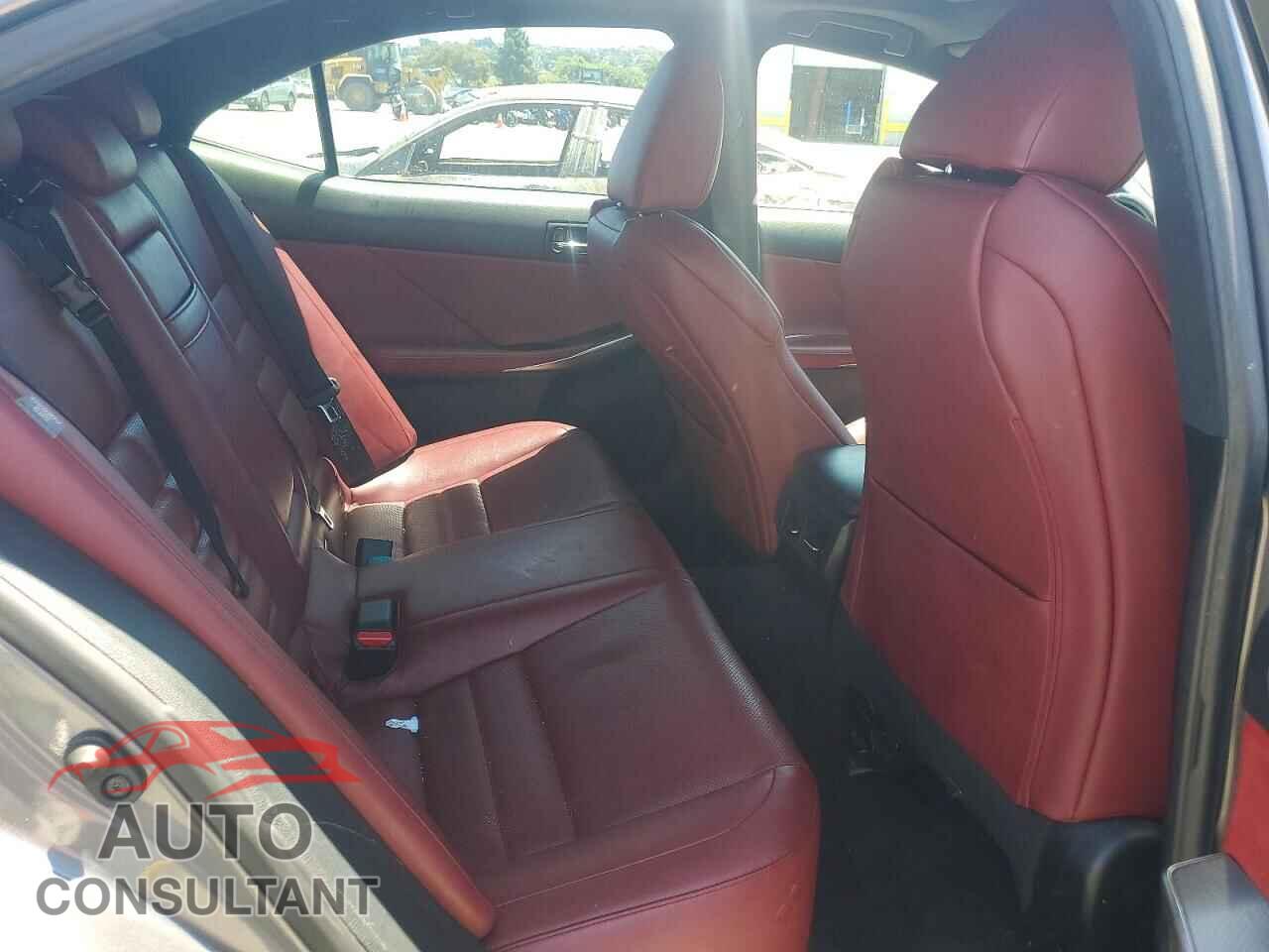 LEXUS IS 2014 - JTHBE1D23E5006721