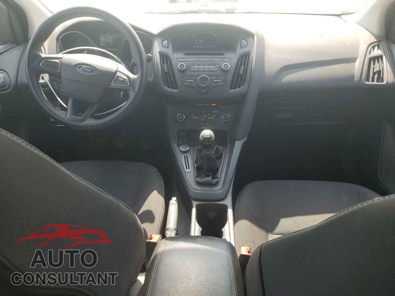 FORD FOCUS 2016 - 1FADP3K23GL287541
