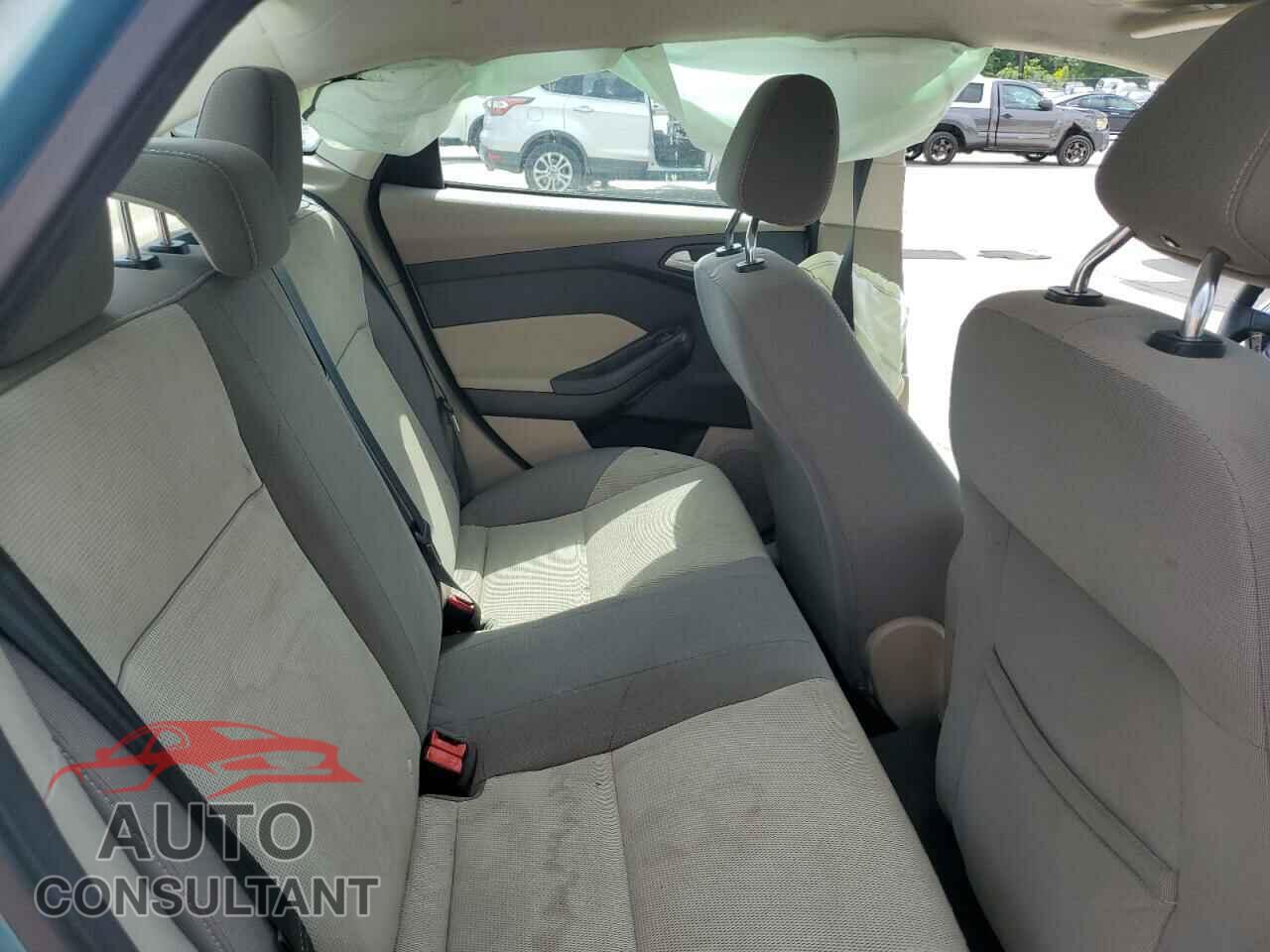 FORD FOCUS 2012 - 1FAHP3F23CL125883