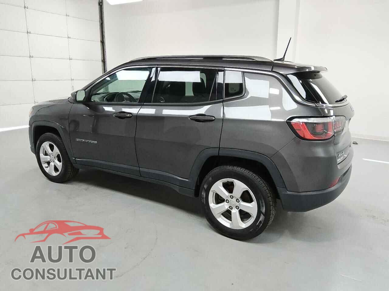 JEEP COMPASS 2020 - 3C4NJDBB8LT149935