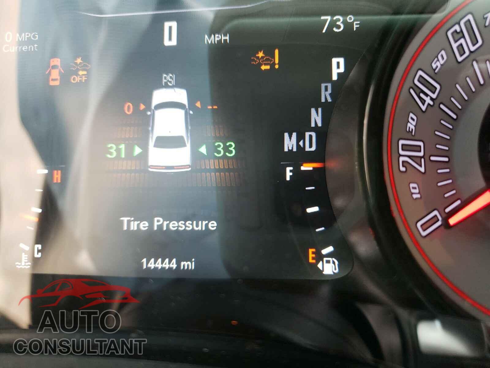 DODGE CHALLENGER 2017 - 2C3CDZFJ3HH632847