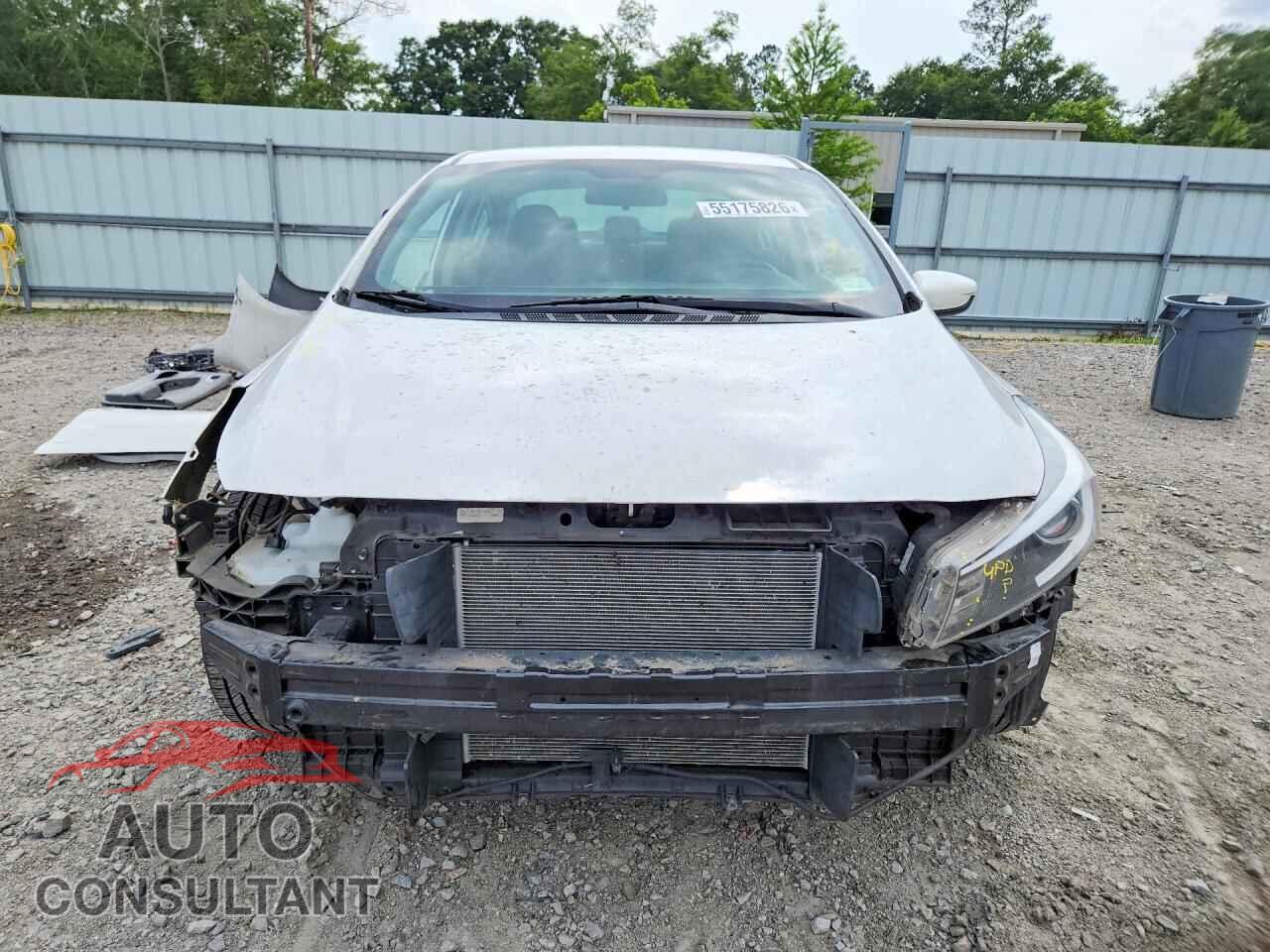 KIA FORTE 2017 - 3KPFK4A74HE134908