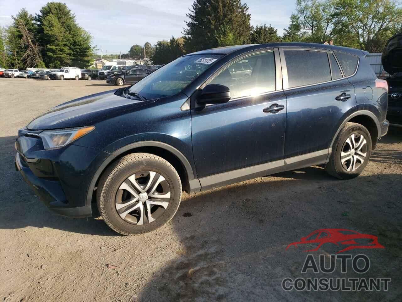 TOYOTA RAV4 2017 - JTMBFREV8HJ168538