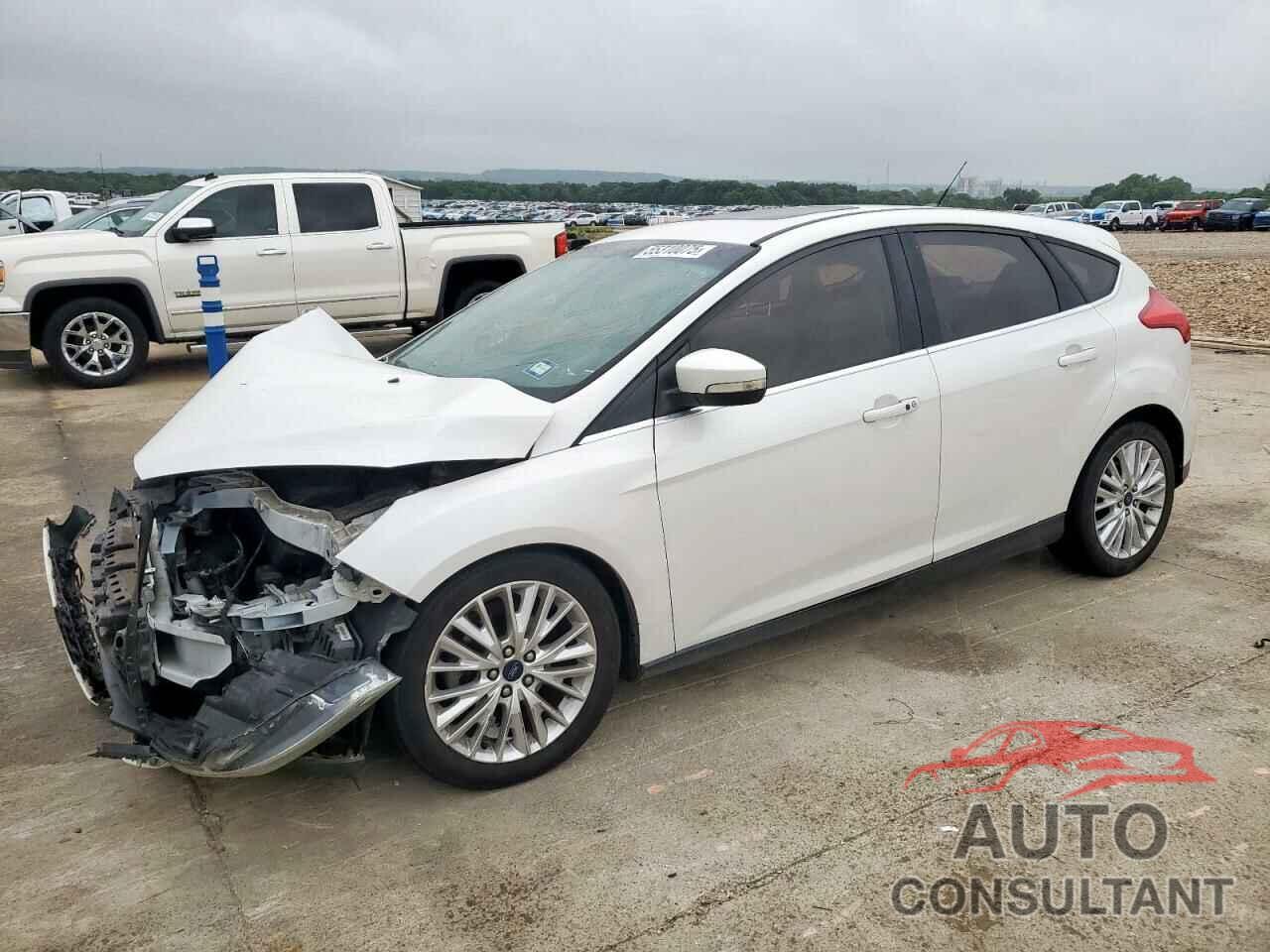 FORD FOCUS 2015 - 1FADP3N26FL305637