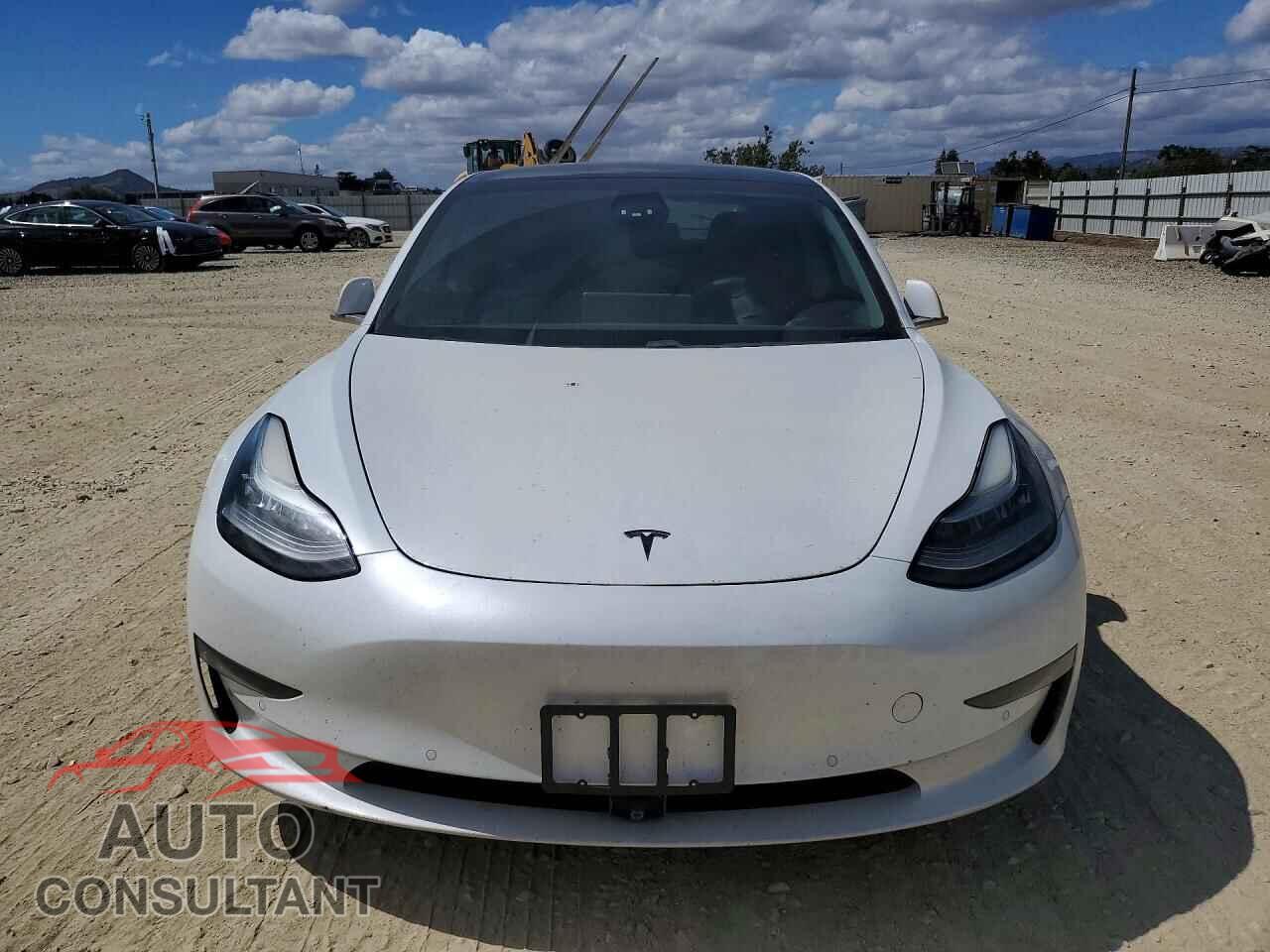 TESLA MODEL 3 2020 - 5YJ3E1EB2LF638450