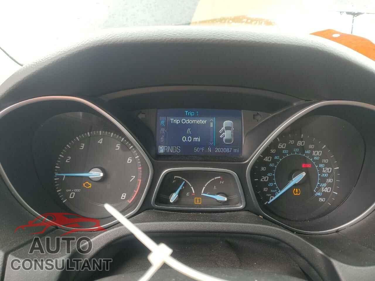 FORD FOCUS 2012 - 1FAHP3H23CL367585