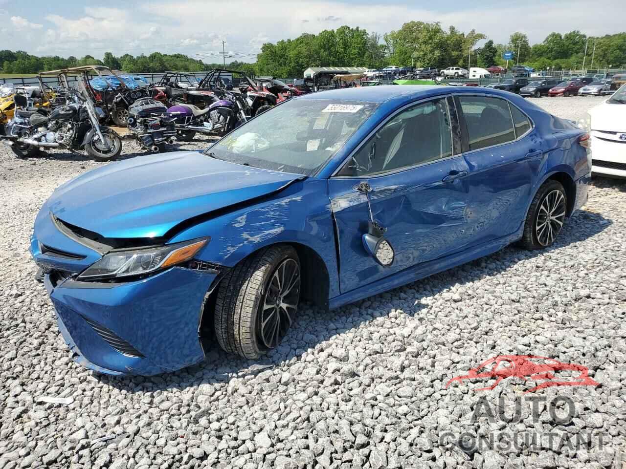 TOYOTA CAMRY 2018 - 4T1B11HK2JU040071