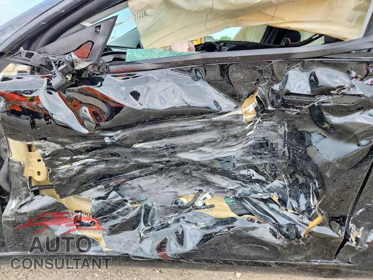 TESLA MODEL 3 2024 - 5YJ3E1EA5RF857158