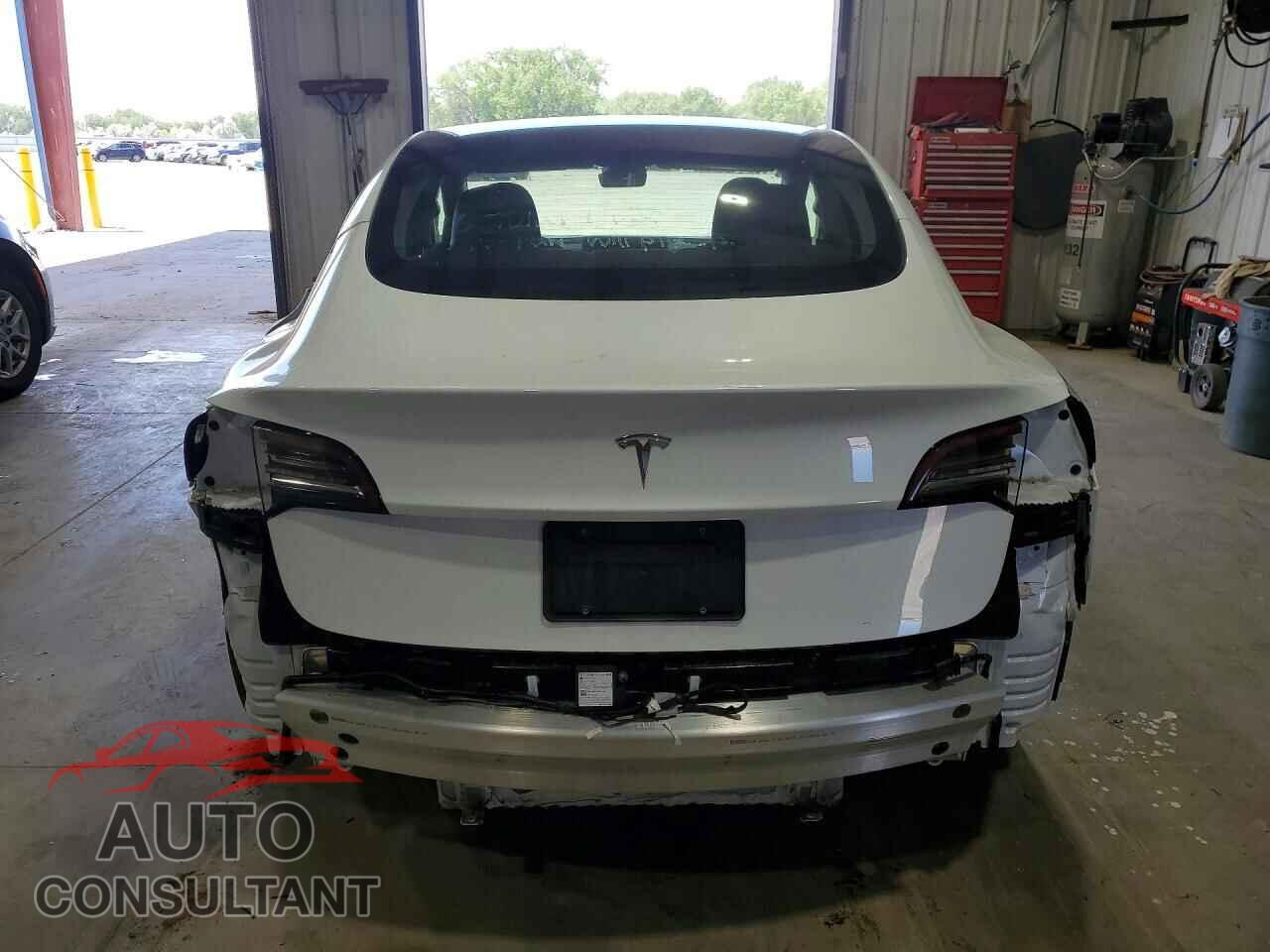 TESLA MODEL 3 2022 - 5YJ3E1EA2NF112071