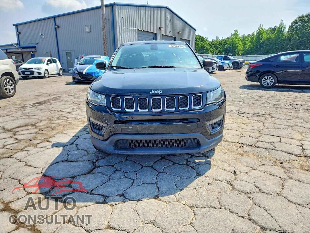 JEEP COMPASS 2018 - 3C4NJDAB8JT100457