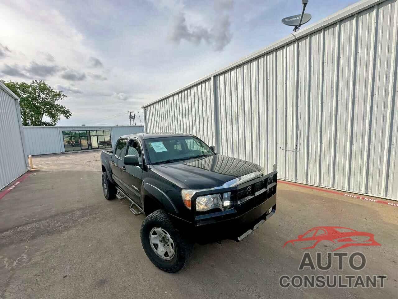 TOYOTA TACOMA 2011 - 5TFLU4EN7BX011276
