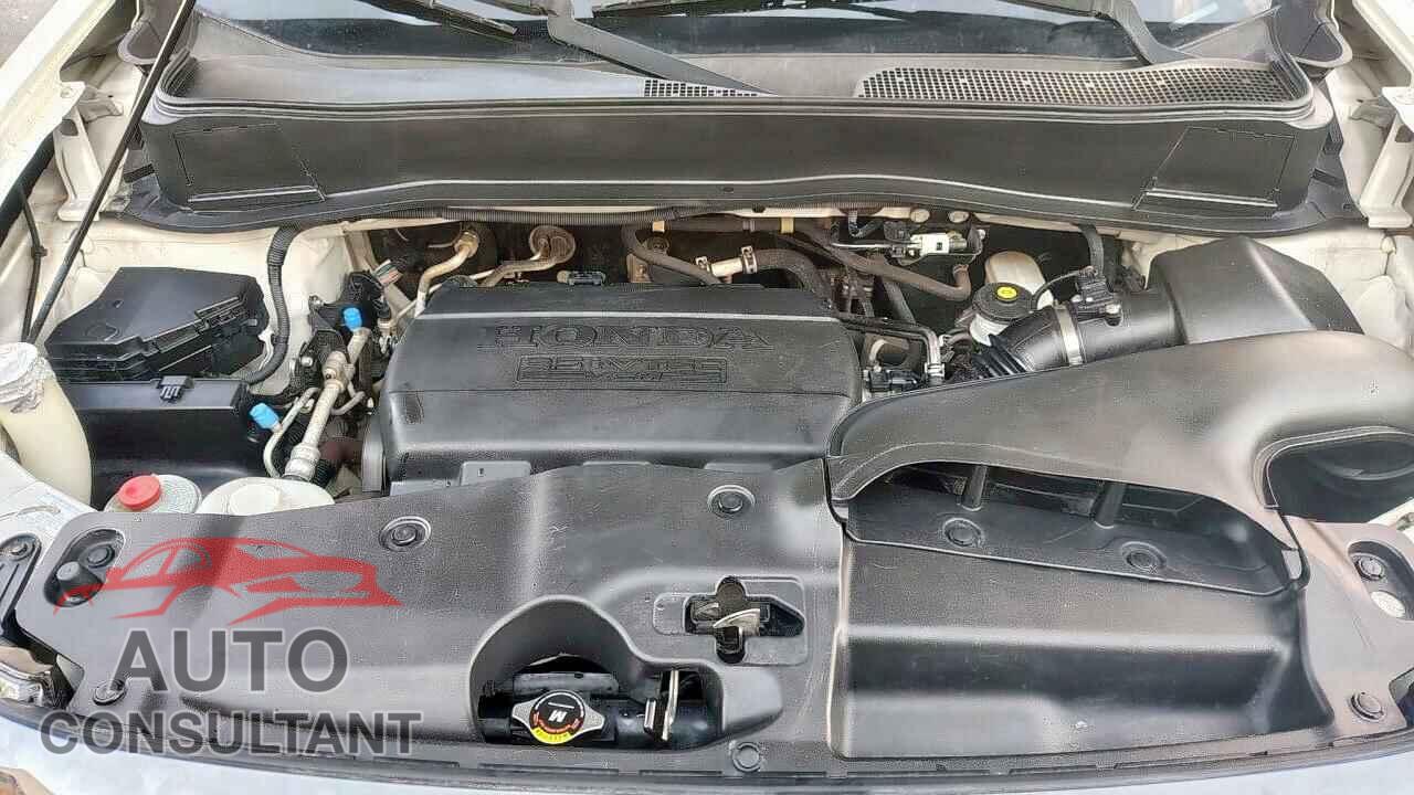 HONDA PILOT 2014 - 5FNYF3H5XEB001930