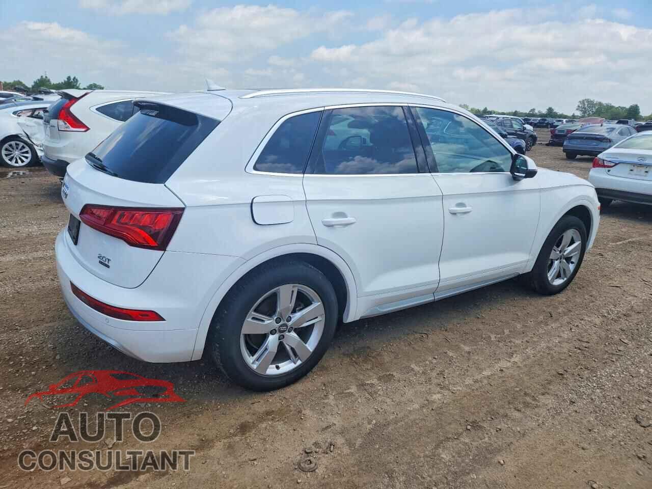 AUDI Q5 2018 - WA1BNAFY2J2022255