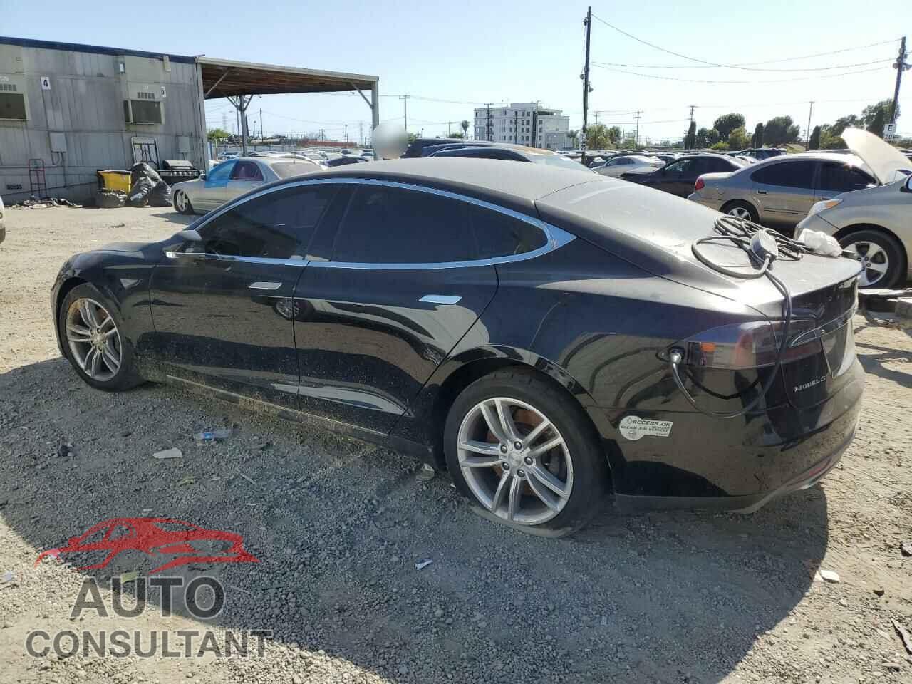 TESLA MODEL S 2014 - 5YJSA1S16EFP34569