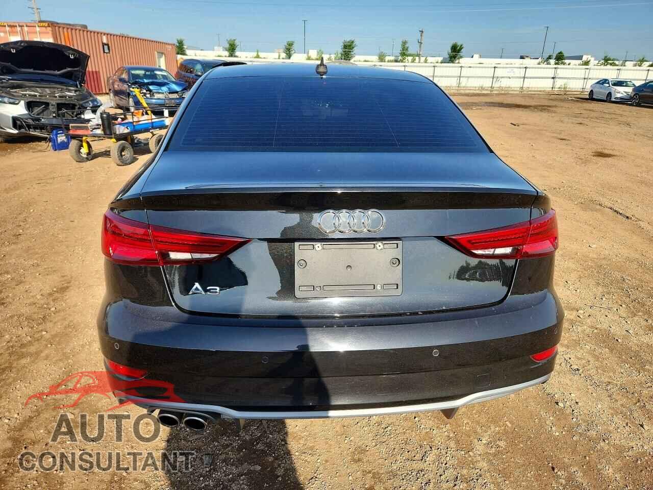 AUDI A3 2018 - WAUGUGFF9J1006900
