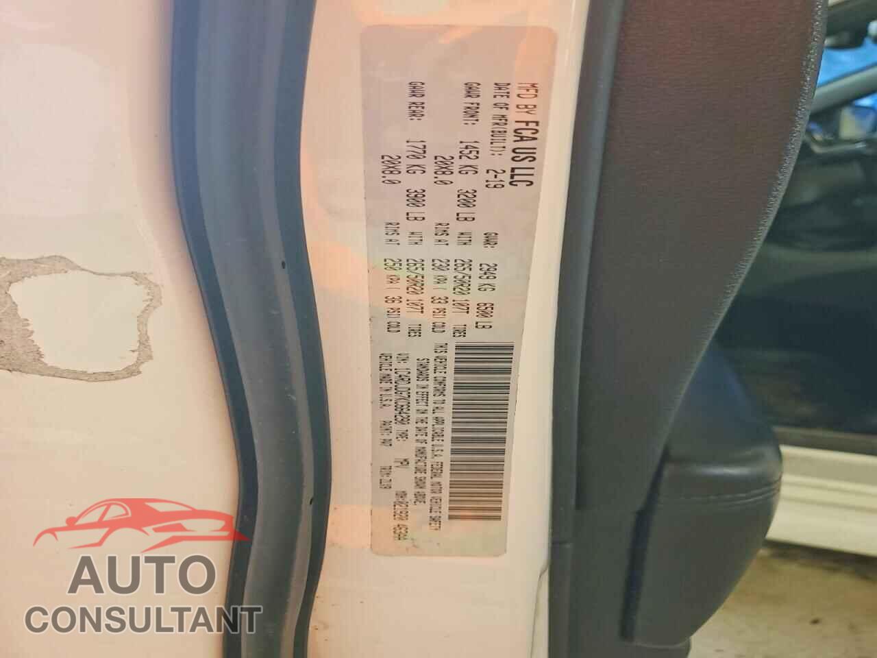 DODGE DURANGO 2019 - 1C4RDJDG7KC664290