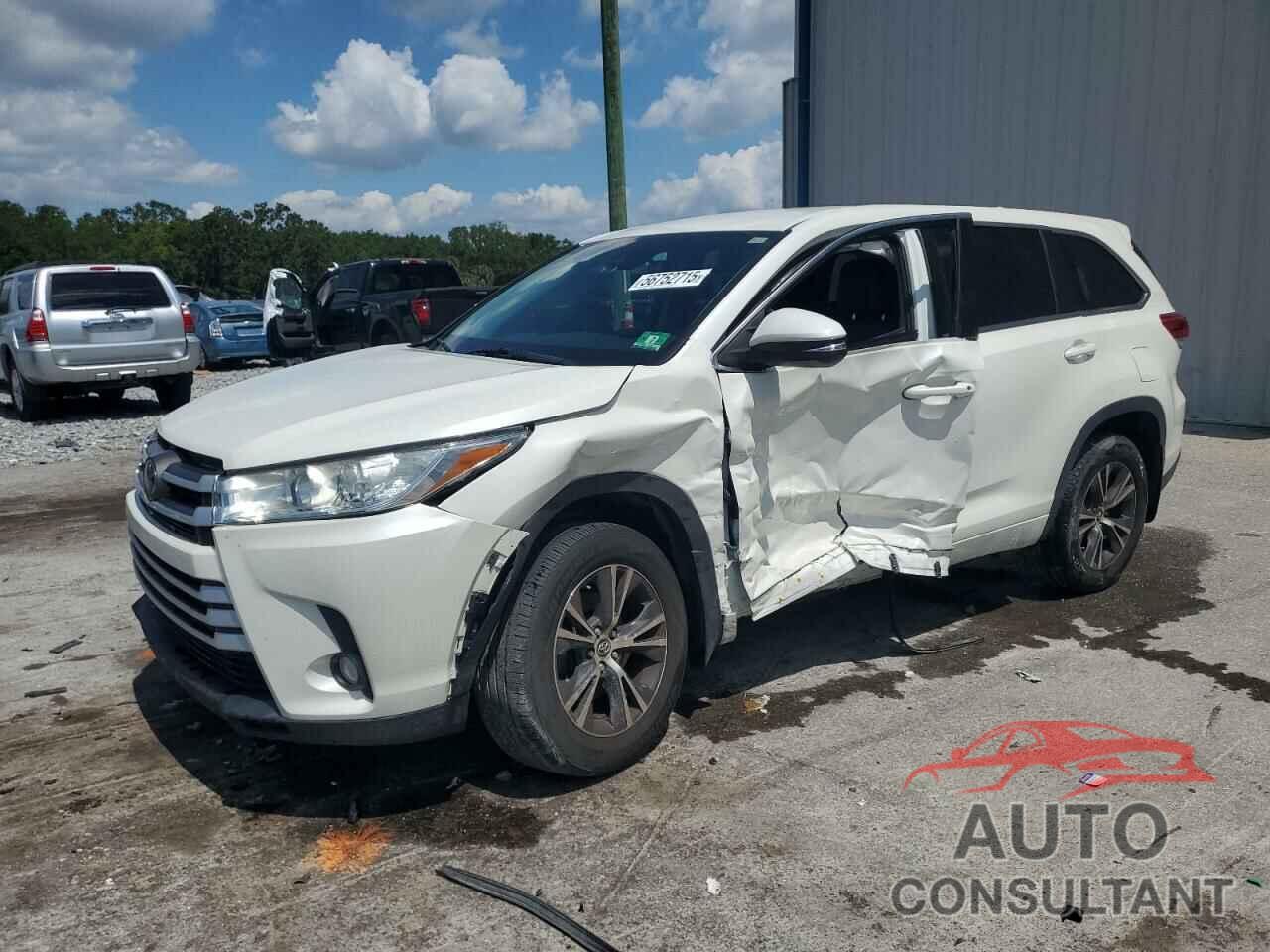 TOYOTA HIGHLANDER 2018 - 5TDBZRFH4JS890548