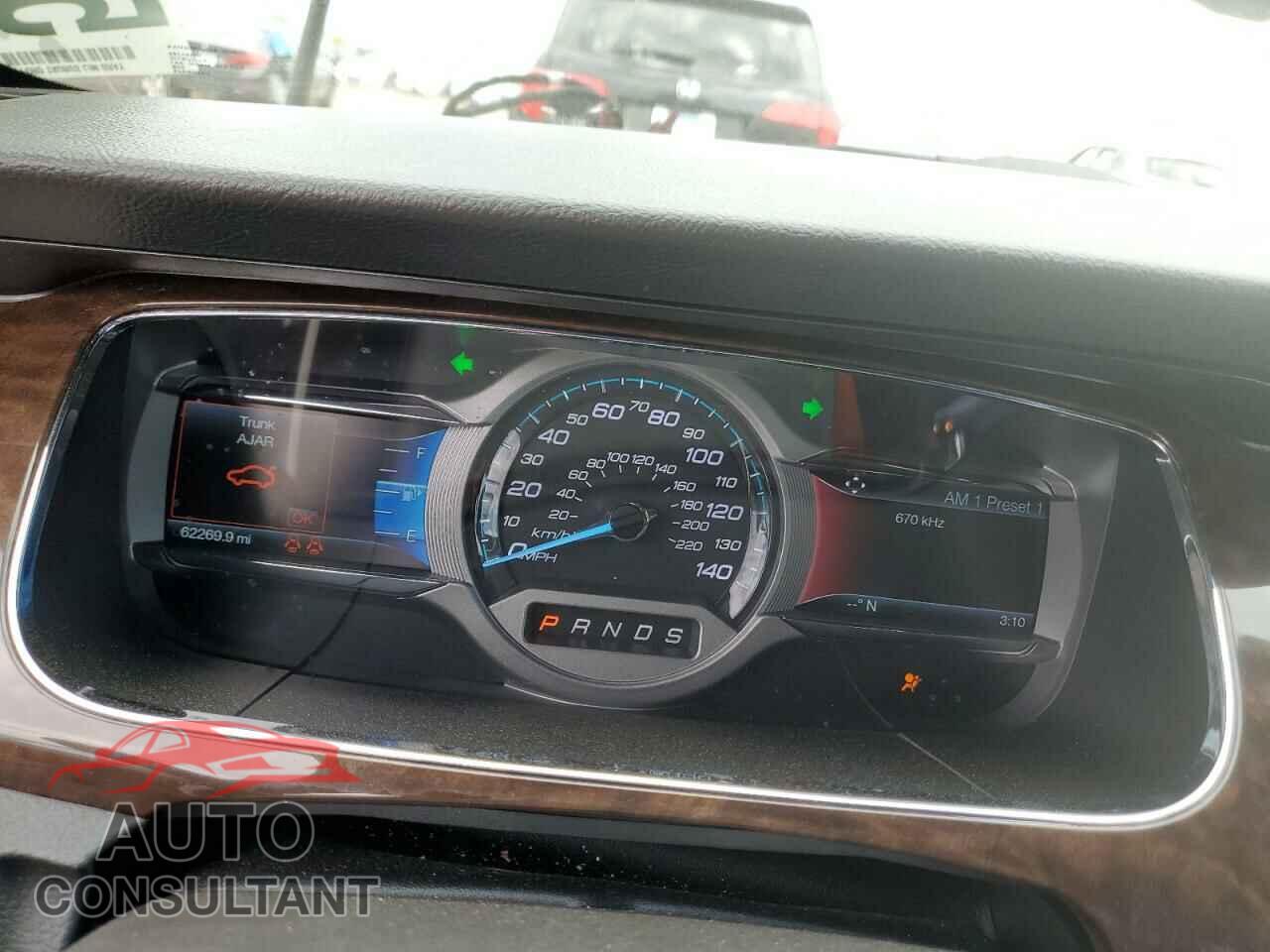 FORD TAURUS 2015 - 1FAHP2F84FG102771