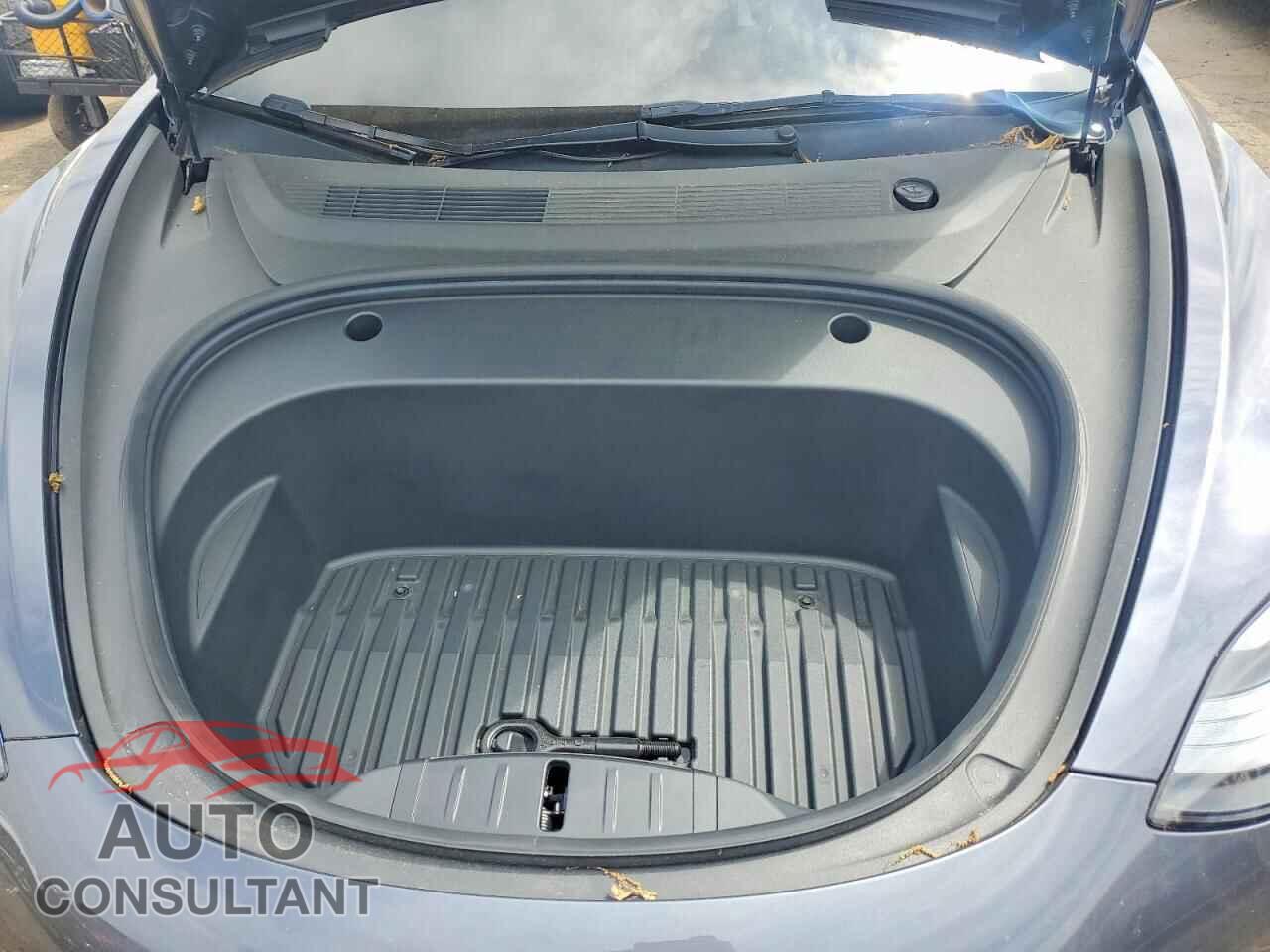 TESLA MODEL 3 2021 - 5YJ3E1EC0MF093116