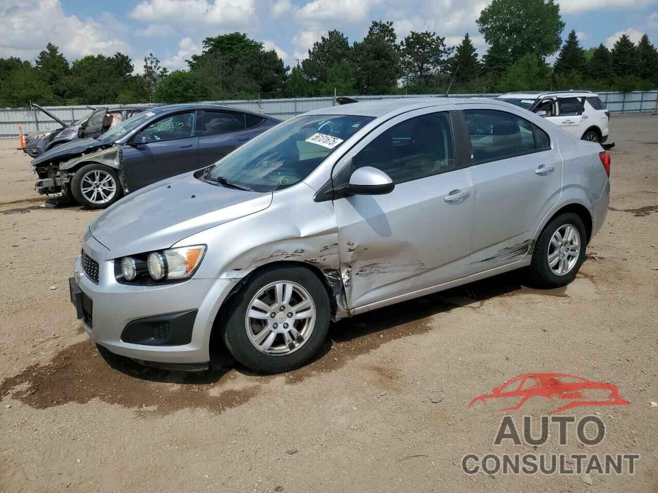 CHEVROLET SONIC 2012 - 1G1JA5SH2C4161232