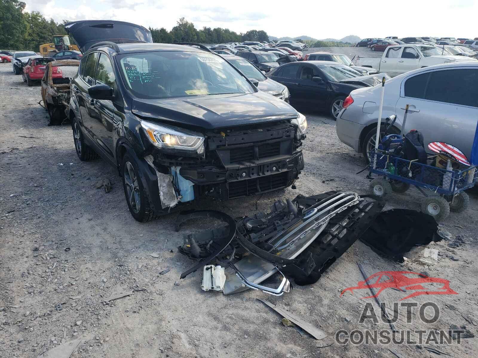 FORD ESCAPE 2017 - 1FMCU9GD1HUE76563