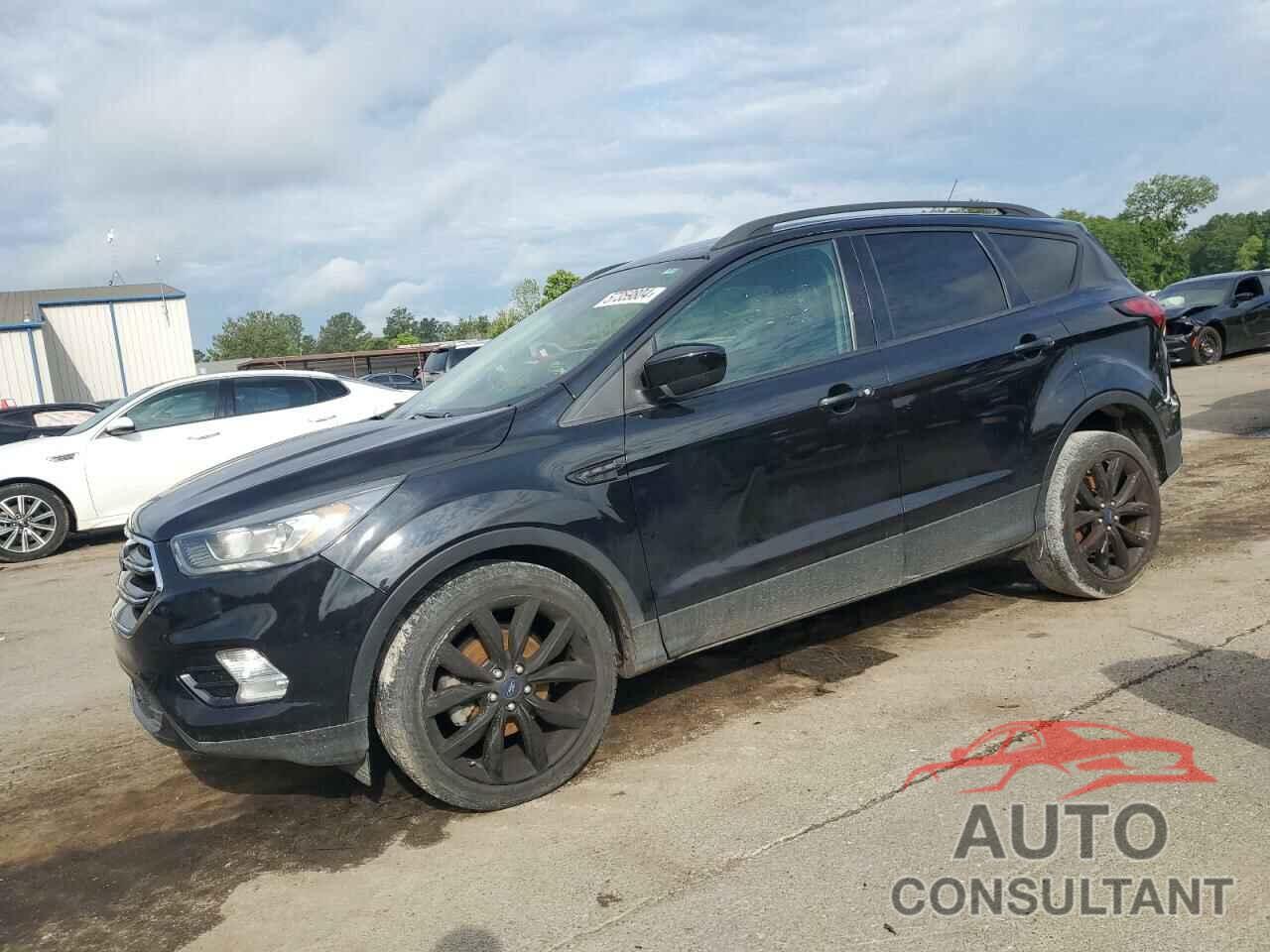 FORD ESCAPE 2019 - 1FMCU0GD8KUB08948