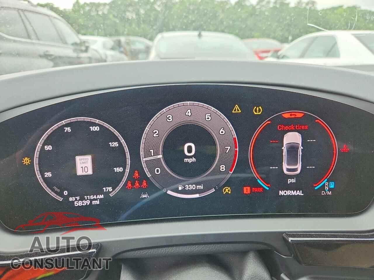 PORSCHE CAYENNE 2024 - WP1BA2AY8RDA52101