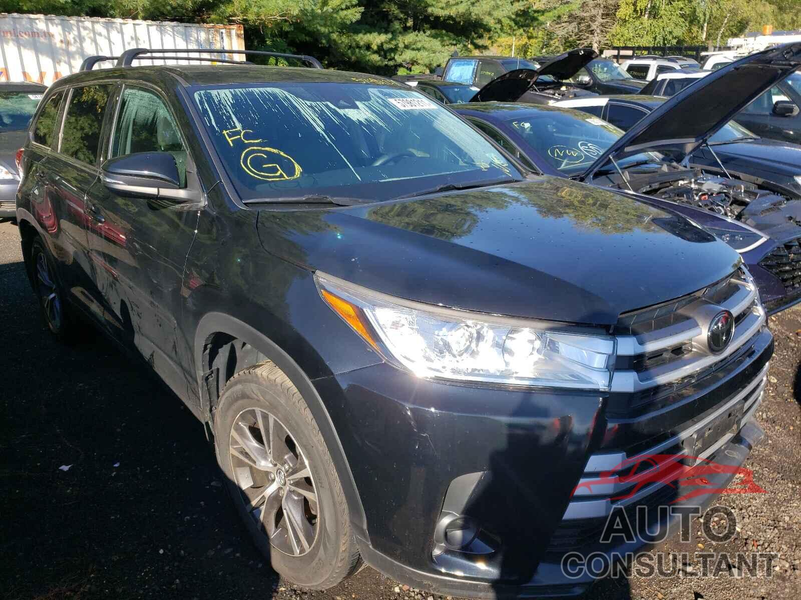 TOYOTA HIGHLANDER 2018 - 5TDBZRFH2JS848413