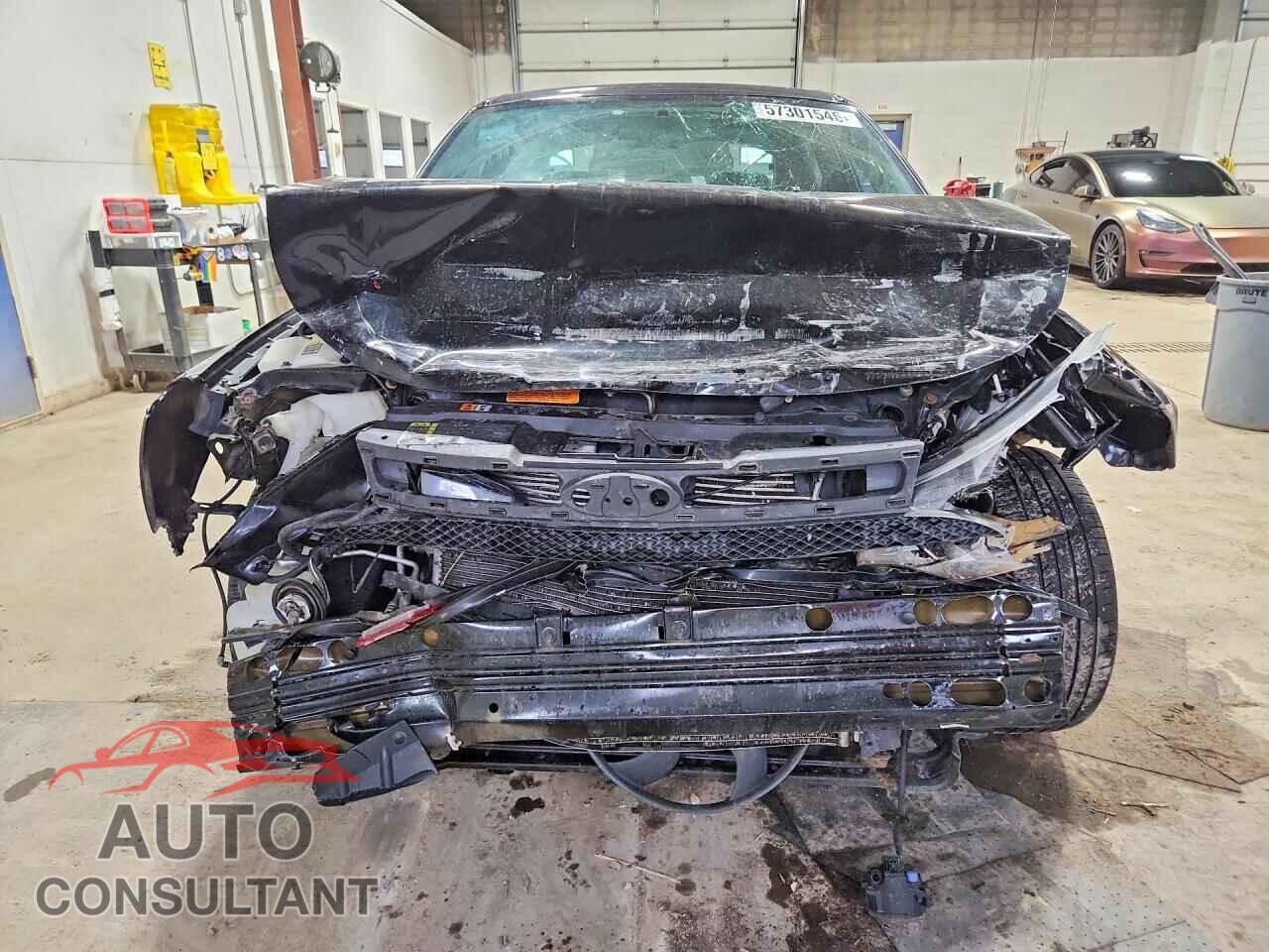 FORD FOCUS 2011 - 1FAHP3GN5BW102451