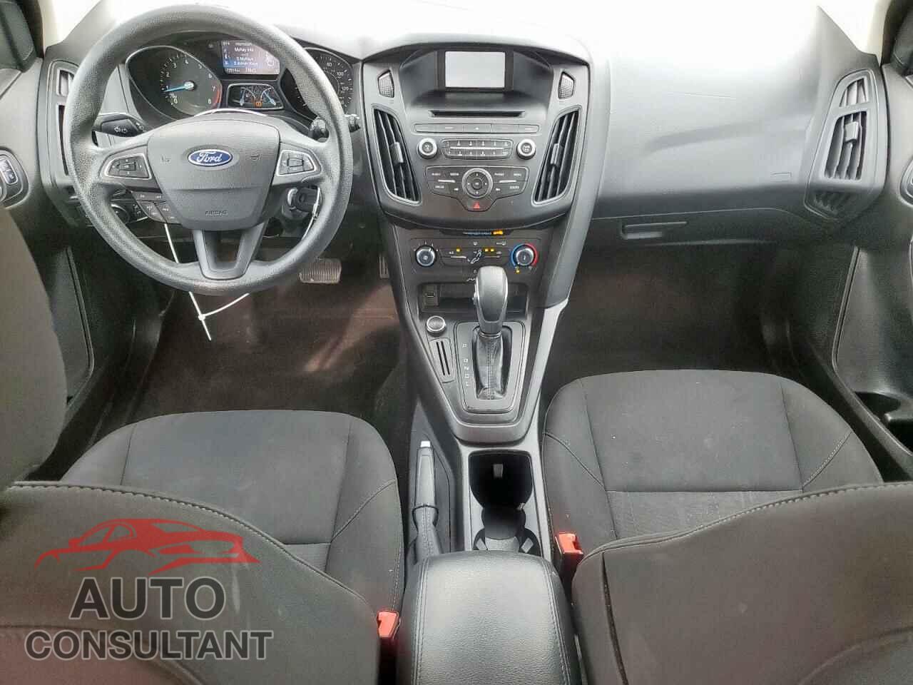 FORD FOCUS 2017 - 1FADP3K2XHL220565