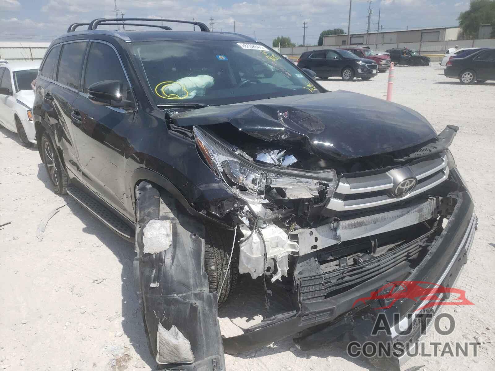 TOYOTA HIGHLANDER 2017 - 5TDKZRFH5HS516010