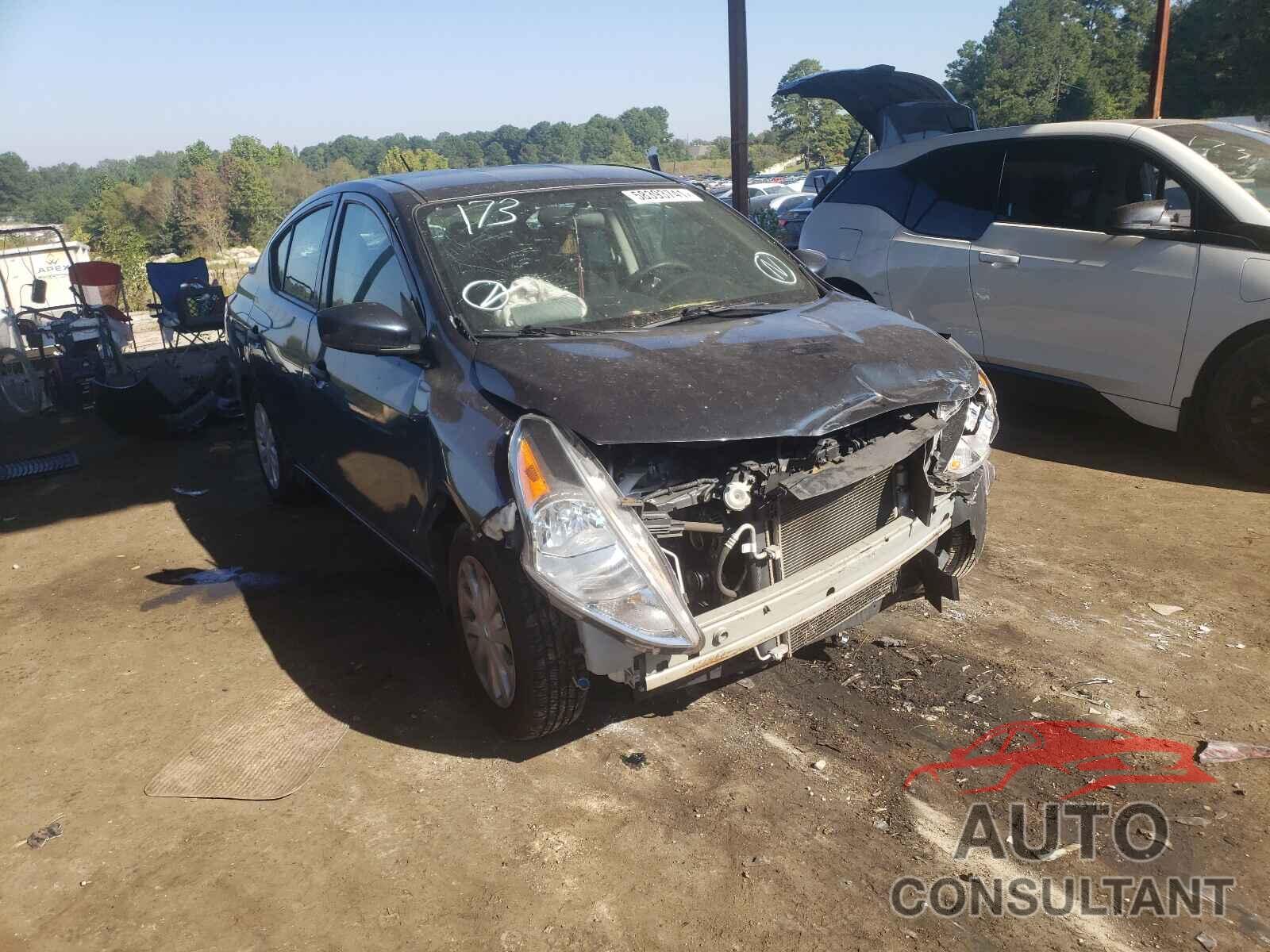 NISSAN VERSA 2017 - 3N1CN7AP2HL845727