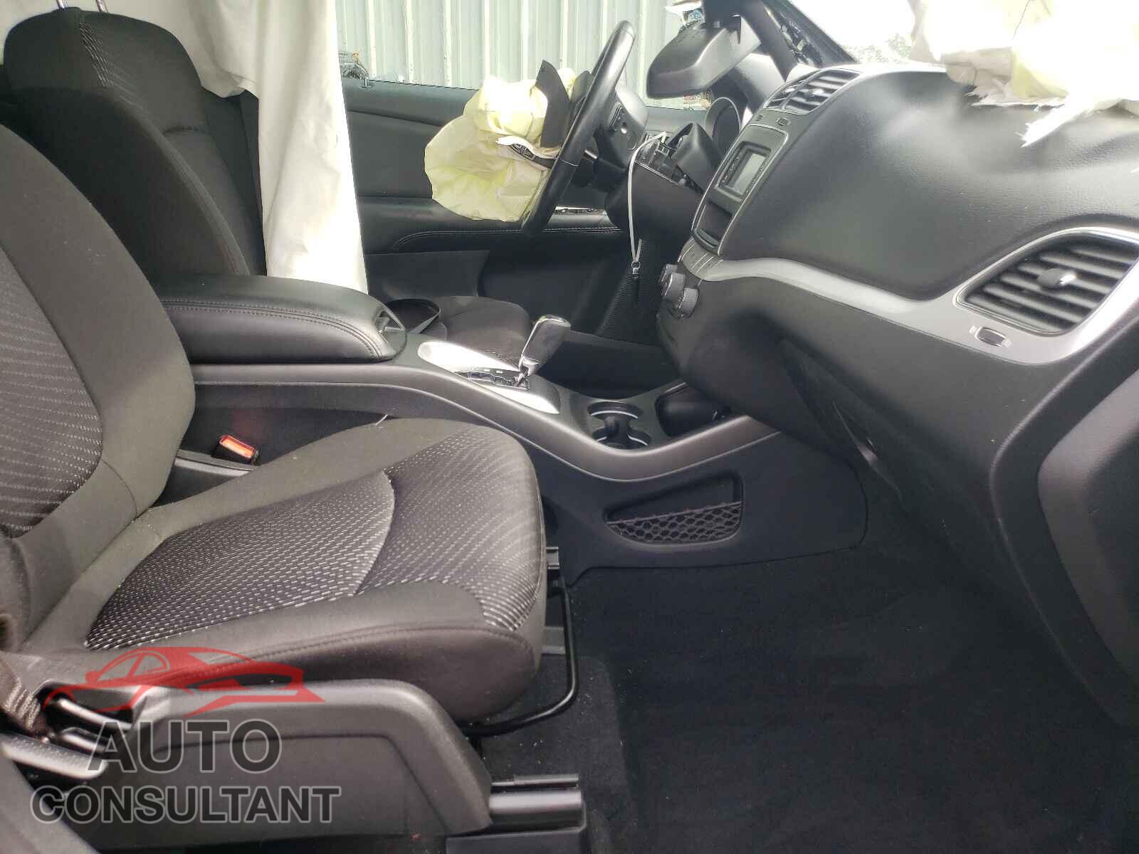 DODGE JOURNEY 2019 - 3C4PDCBB2KT848616